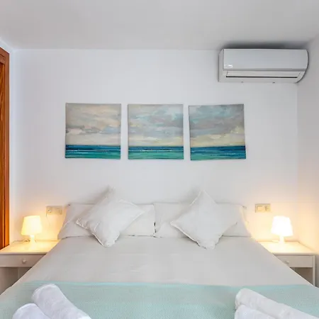 Es Dolc Apartments By Youroom Colonia de Sant Jordi Exterior photo