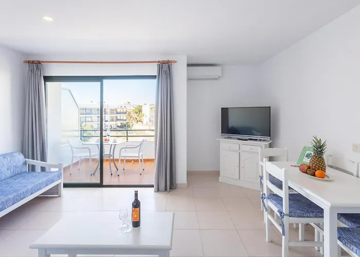 Es Dolc Apartments By Youroom